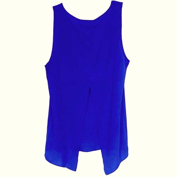 Sheer Split-Back Tank - Picture 2 of 3